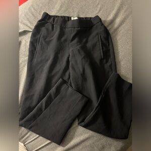 Wilfred black pants size 0. Pants hit just above the ankle :)